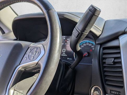 Used 2018 Chevrolet Tahoe Premier image 17