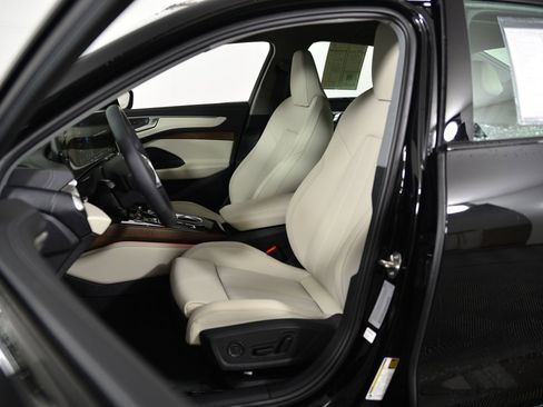 New 2026 Audi A6 Premium Plus AWD/4WD image 4