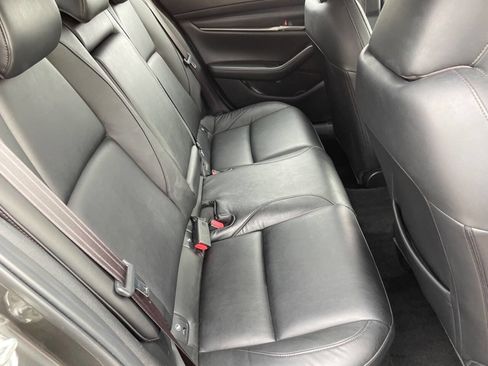 Used 2021 MAZDA MAZDA3 s image 11