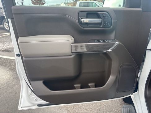 Used 2021 Chevrolet Silverado 1500 LTZ image 15