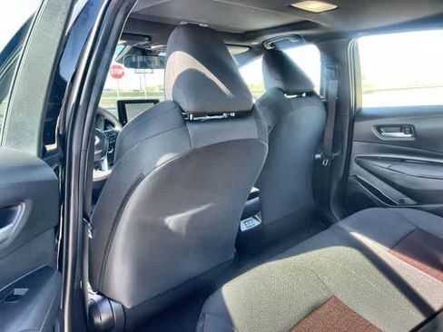 Used 2024 Toyota Corolla SE w/ SE Premium Package image 13