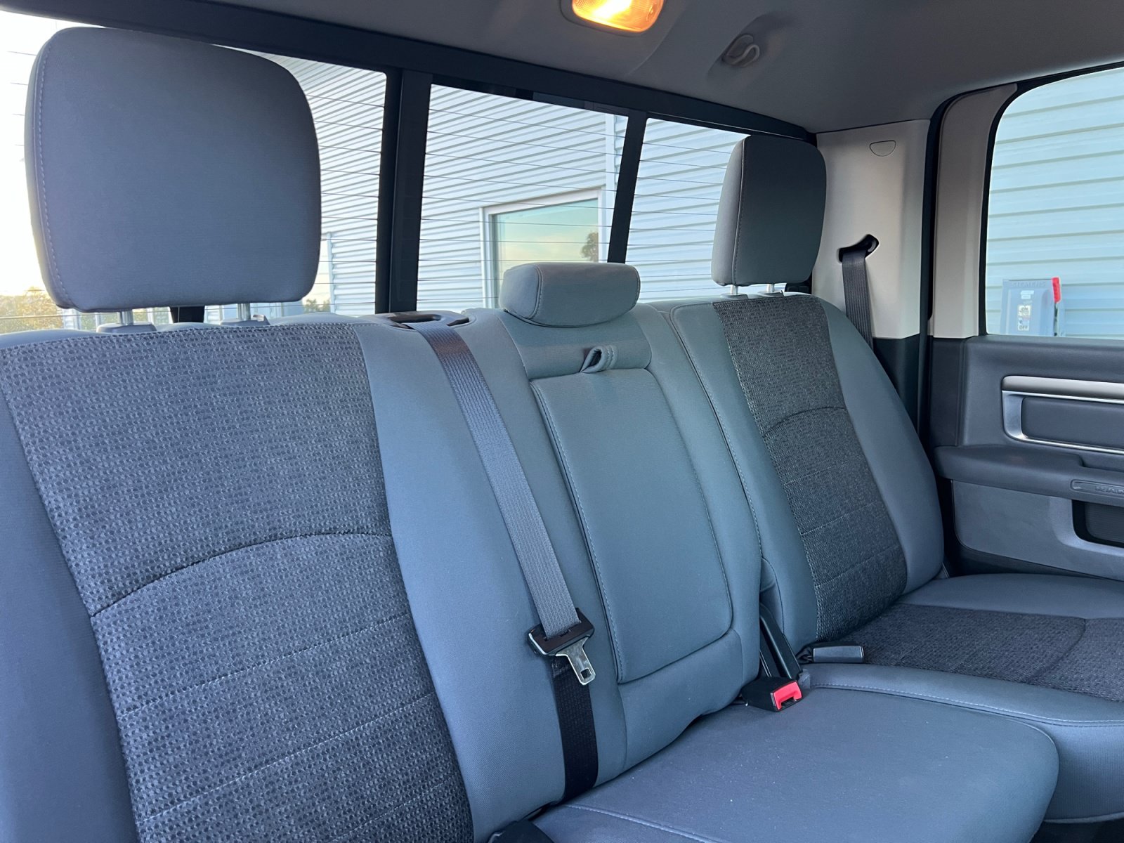 Used 2017 RAM 2500 SLT AWD/4WD image 18