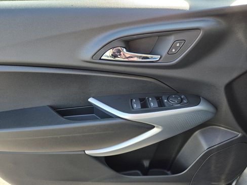 New 2026 Chevrolet Trax RS w/ Driver Confidence Package image 11