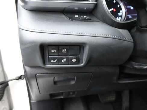 Certified 2021 Toyota Highlander Platinum image 9