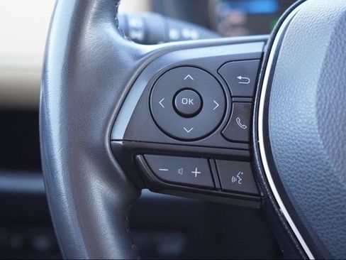 Certified 2022 Toyota RAV4 XLE Premium image 24