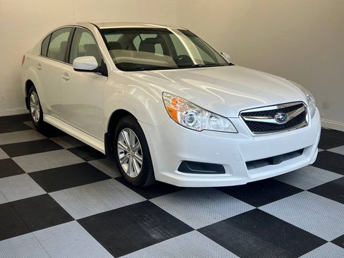 Used 2012 Subaru Legacy 2.5i Premium image 3