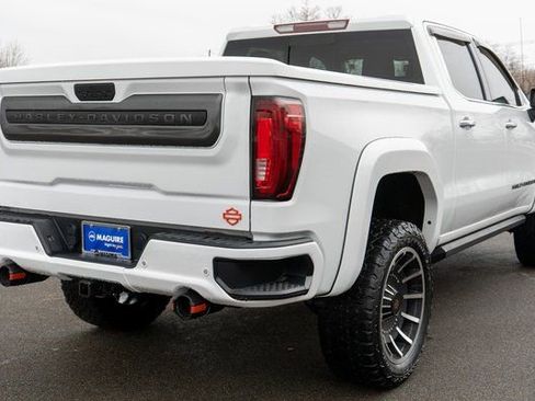 Used 2022 GMC Sierra 1500 SLT w/ SLT Premium Plus Package AWD/4WD image 6
