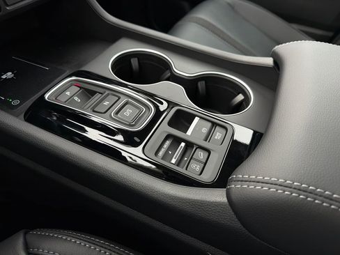 New 2025 Honda Pilot Touring image 33