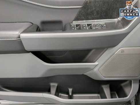 Used 2025 Ford F150 Lightning Flash image 11