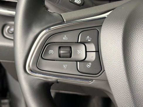 Used 2025 Buick Envista Preferred w/ Convenience I Package FWD image 24