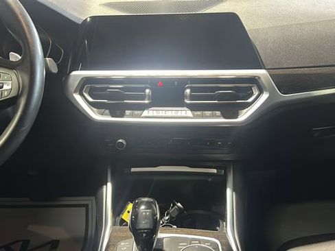 Used 2021 BMW 330i 330i w/ Parking Assistance Package image 17