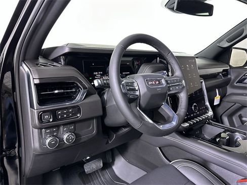 New 2026 GMC Yukon Elevation w/ LPO, Floor Liner Package image 10