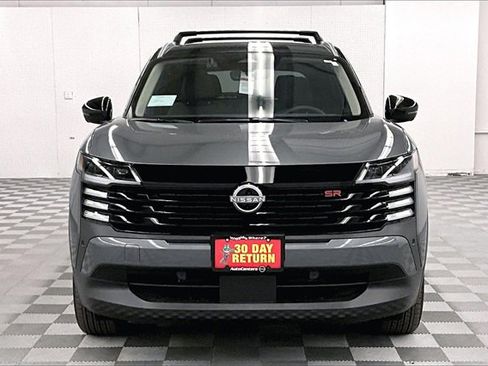 New 2025 Nissan Kicks SR w/ SR Premium Package image 16