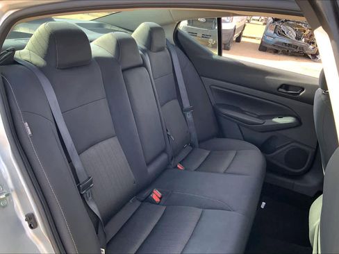 Used 2024 Nissan Altima 2.5 SV image 19