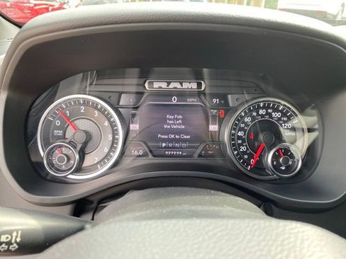 Used 2022 RAM 1500 Big Horn AWD/4WD image 21