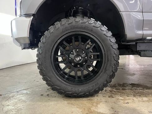 Used 2022 Ford F250 Lariat w/ Lariat Value Package image 14