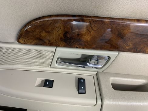 Used 2010 Mercury Grand Marquis LS RWD image 32