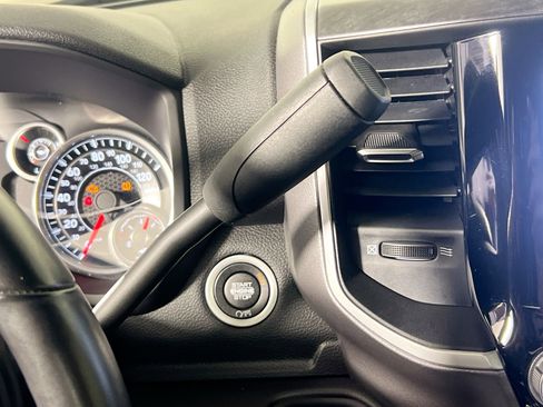 Used 2024 RAM 2500 Big Horn w/ Night Edition AWD/4WD image 25