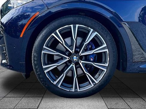 Used 2021 BMW X7 M50i AWD/4WD image 38