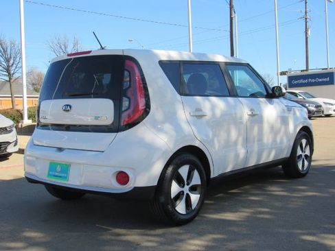 Used 2017 Kia Soul EV-e image 7