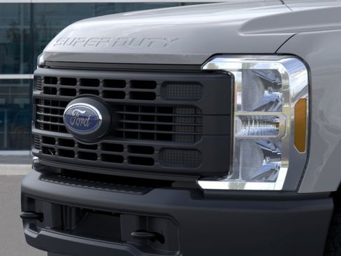 New 2026 Ford F250 XL w/ XL Off-Road Package AWD/4WD image 19