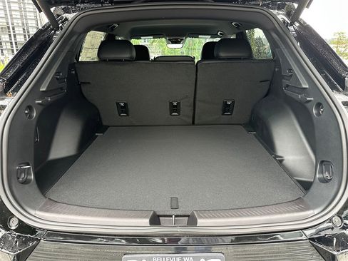 New 2026 Chevrolet Equinox EV LT image 14