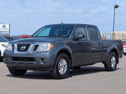 Used 2017 Nissan Frontier SV AWD/4WD image 7