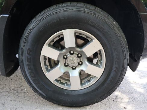 Used 2012 Nissan Frontier PRO-4X AWD/4WD image 43