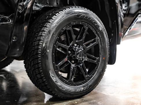Used 2019 Toyota Tundra SR5 w/ SR5 Upgrade Package AWD/4WD image 67