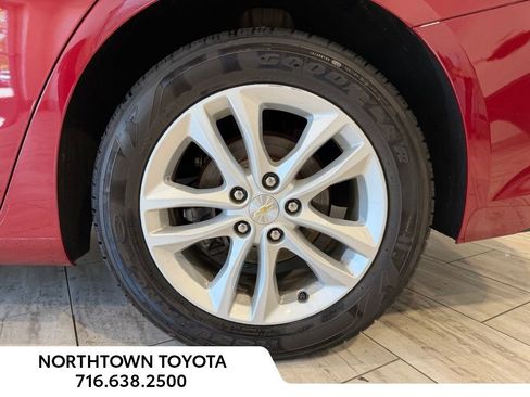 Used 2018 Chevrolet Malibu LT FWD image 7
