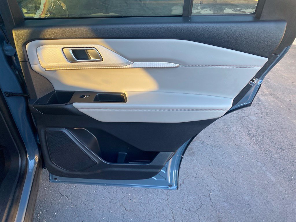 Certified 2026 Ford Explorer Active w/ Active Comfort Package AWD/4WD image 40