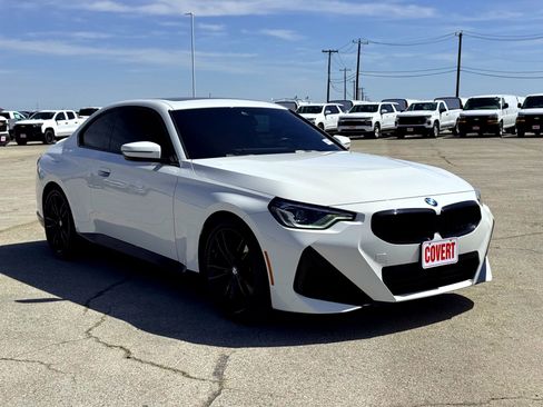 Used 2023 BMW 230i 230i M Sport w/ M Sport Package image 5