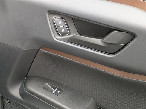 Used 2024 Ford Bronco Sport Outer Banks w/ Tech Package image 37