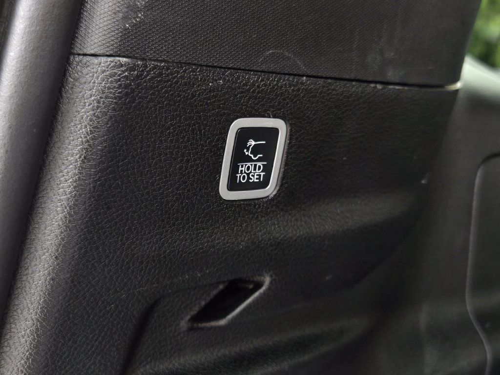 Used 2024 Jeep Grand Wagoneer L 4WD image 38