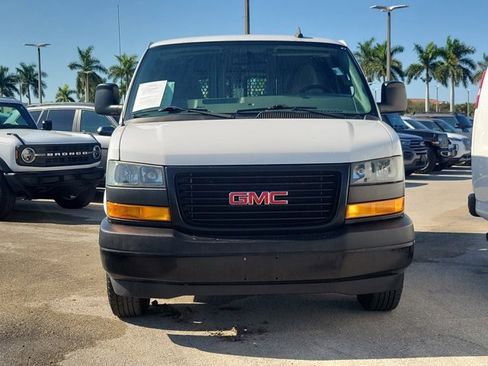 Used 2021 GMC Savana 2500 w/ Driver Convenience Package image 2