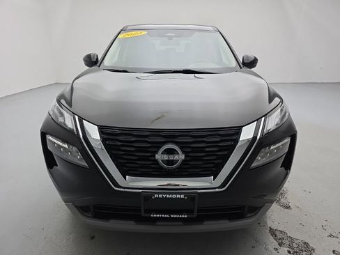 Used 2023 Nissan Rogue SV image 4