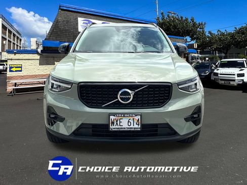Used 2023 Volvo XC40 B5 Ultimate w/ Protection Package Premier AWD/4WD image 10