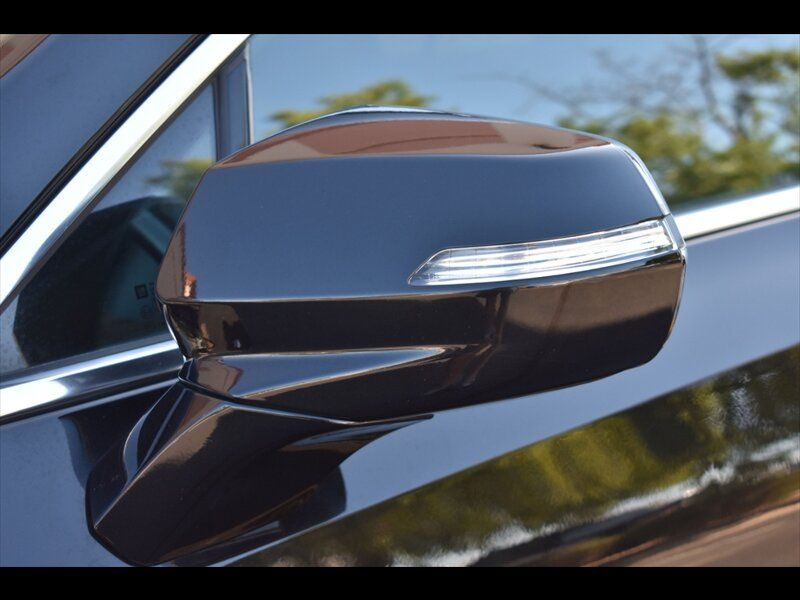 Used 2023 Cadillac XT4 Premium Luxury FWD image 47