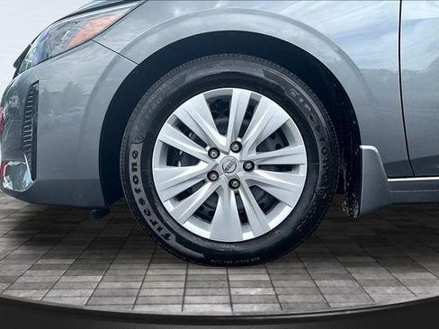 Used 2025 Nissan Sentra S FWD image 31