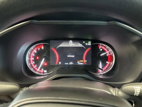 Certified 2025 Toyota RAV4 XLE AWD/4WD image 22