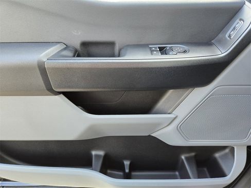 New 2025 Ford F350 XL w/ XL Chrome Package image 19