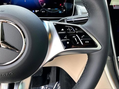 New 2026 Mercedes-Benz GLC 300 image 21