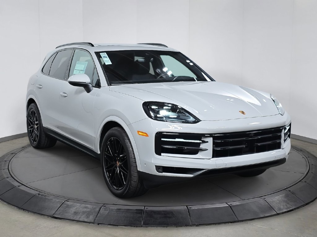 Certified 2026 Porsche Cayenne AWD/4WD image 9