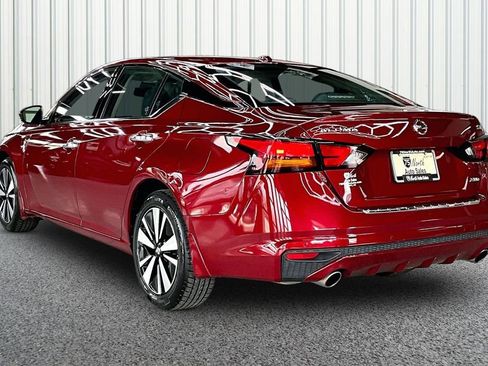 Used 2020 Nissan Altima 2.5 SV AWD/4WD image 4