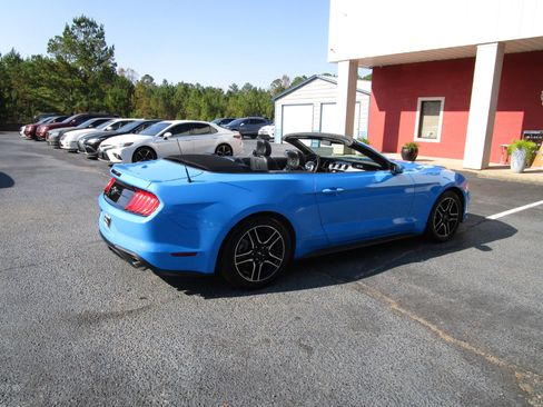 Used 2023 Ford Mustang Premium image 5