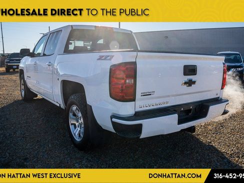 Used 2018 Chevrolet Camaro LT image 24