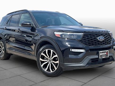 Used 2023 Ford Explorer ST-Line w/ Class IV Trailer Tow Package RWD image 3