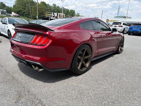 Used 2019 Ford Mustang GT Premium w/ GT Performance Package RWD image 3