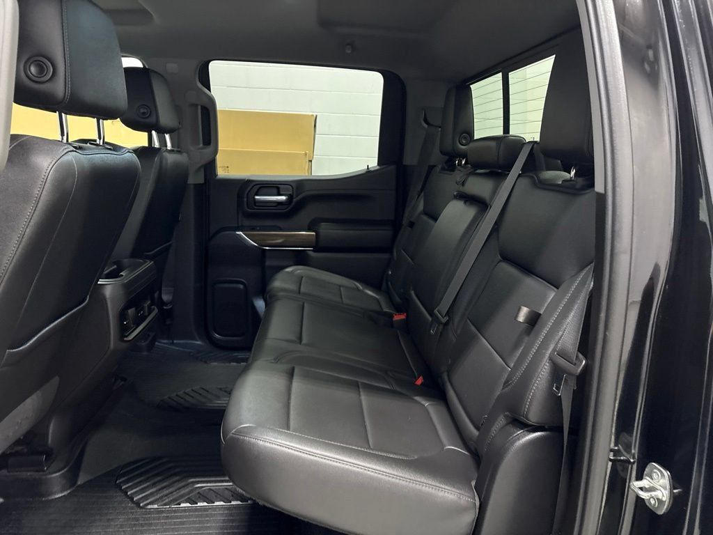 Used 2021 Chevrolet Silverado 1500 LT Trail Boss w/ Convenience Package II AWD/4WD image 32