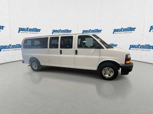 Used 2025 Chevrolet Express 3500 LS RWD image 13